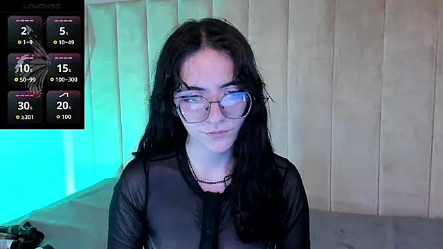 AfroditaLeclair online show from 10-04-25, 07:04