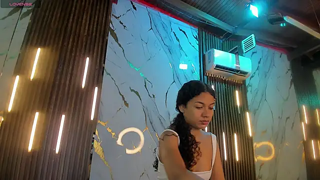 VictoriaDuart online show from 02-26-26, 08:31