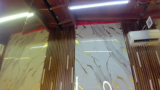 VictoriaDuart online show from 01-08-26, 07:53