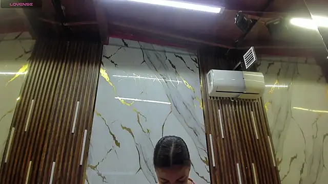 VictoriaDuart online show from 03-26-26, 08:29