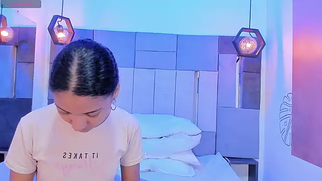 VictoriaDuart online show from 02-02-26, 08:08