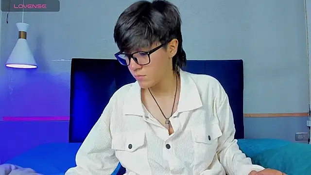 Tsuki Maru online show from 11-03-25, 08:12