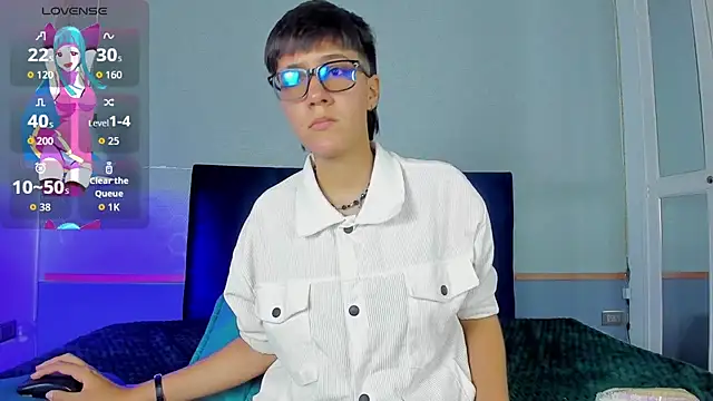 Tsuki Maru online show from 11-06-25, 08:35