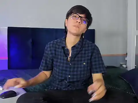 Tsuki Maru online show from 10-07-25, 03:13