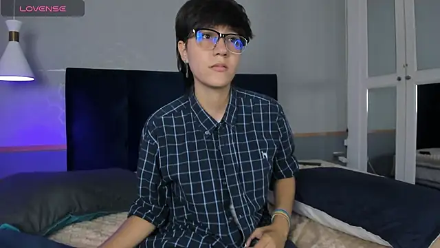 Tsuki Maru online show from 10-01-25, 08:02