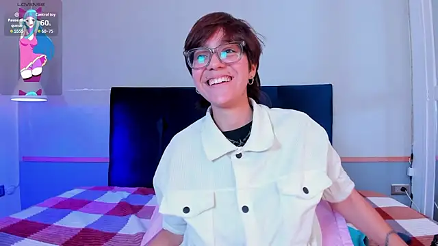 Tsuki Maru online show from 03-10-26, 09:52