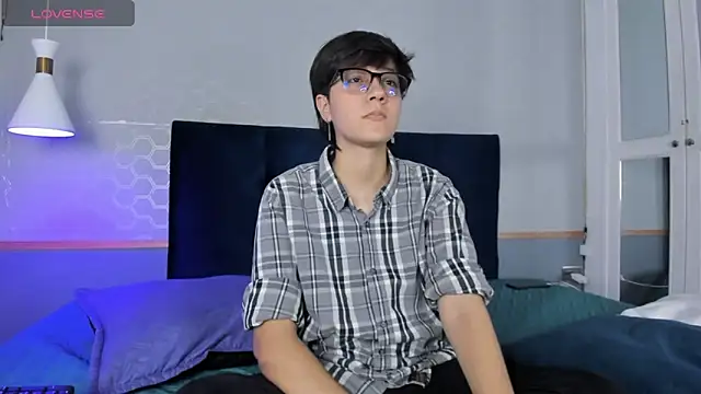 Tsuki Maru online show from 09-30-25, 12:33