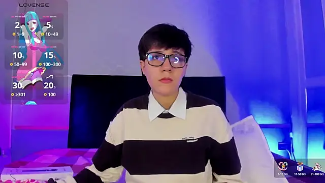 Tsuki Maru online show from 12-19-25, 03:43