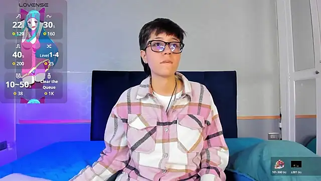 Tsuki Maru online show from 11-21-25, 08:08