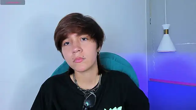 Tsuki Maru online show from 04-12-26, 08:45