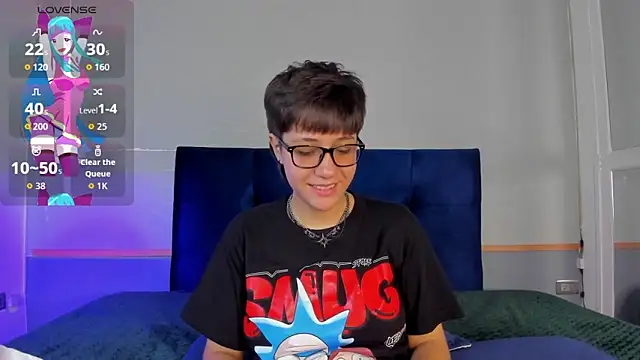 Tsuki Maru online show from 11-25-25, 07:58