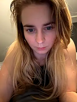 ellieen online show from 11-06-25, 10:03