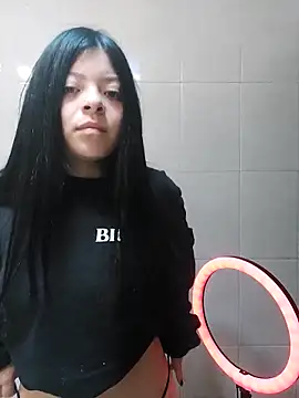 LunaJacobs online show from 03-25-26, 06:18