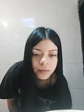 LunaJacobs online show from 10-26-25, 03:01