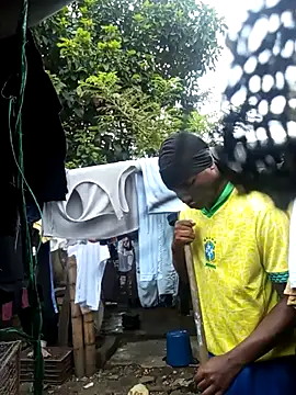 Snapshot of MackMacKenzie chatting on 01-15-26, 04:10 MackMacKenzie online show from 01-15-26, 04:10