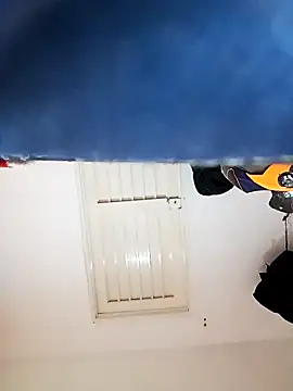 Snapshot of MackMacKenzie chatting on 09-09-25, 12:43 MackMacKenzie online show from 09-09-25, 12:43