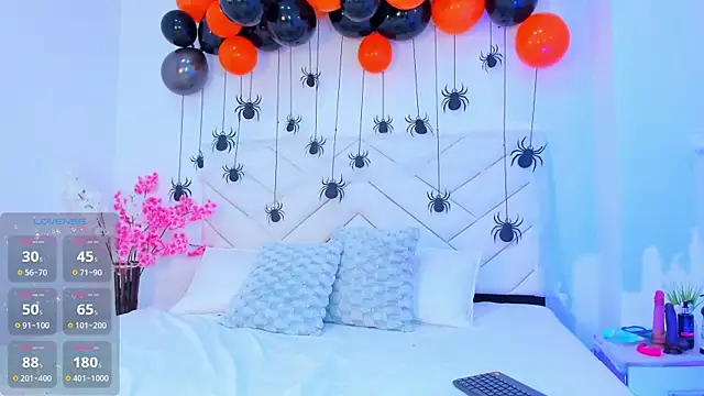 chloemonroe  online show from 10-21-25, 12:43