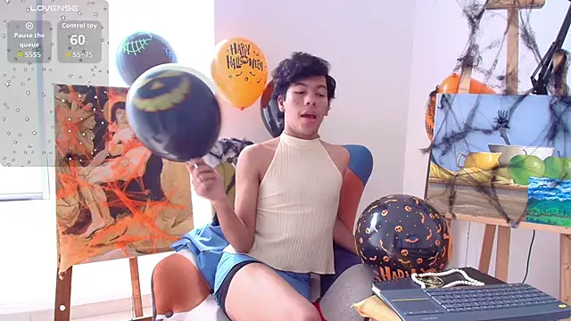 E R O S  online show from 10-24-25, 07:35