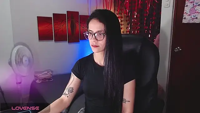 Ashley olivares online show from 10-19-25, 10:45