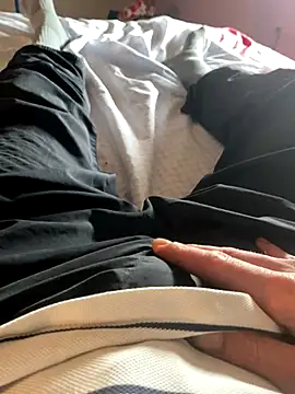 Snapshot of KE6FRAN7 chatting on 09-14-25, 03:12 KE6FRAN7 online show from 09-14-25, 03:12