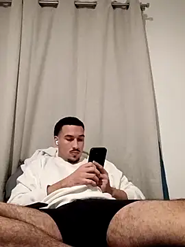 Jadriel23 online show from 10-07-25, 04:24