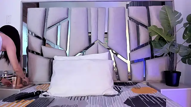  valeria saenz  online show from 11-03-25, 02:50