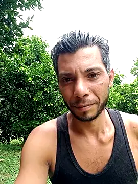 Snapshot of AlphaAlterX chatting on 10-10-25, 02:40 AlphaAlterX online show from 10-10-25, 02:40