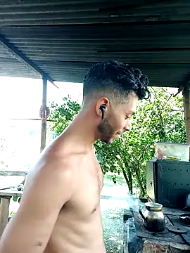 Snapshot of AlphaAlterX chatting on 09-13-25, 03:23 AlphaAlterX online show from 09-13-25, 03:23