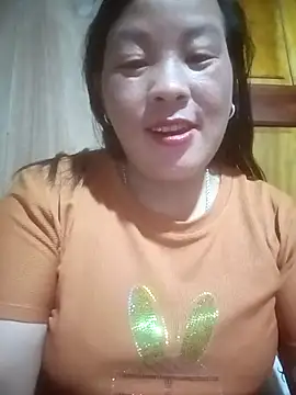 Snapshot of ningchun20 chatting on 04-18-26, 01:35 ningchun20 online show from 04-18-26, 01:35