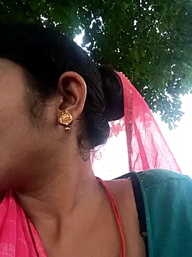 Hot Seema83 online show from 10-06-25, 06:36