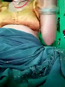 Snapshot of manish_hot473 chatting on 09-10-25, 08:02 manish hot473 online show from 09-10-25, 08:02