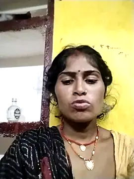 Snapshot of Susila_ji chatting on 09-18-25, 02:53 Susila ji online show from 09-18-25, 02:53