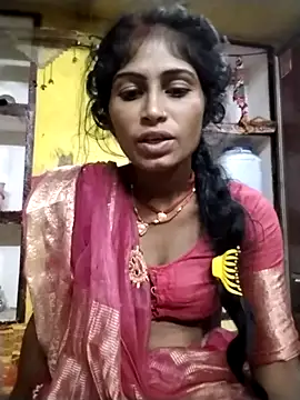 Snapshot of Susila_ji chatting on 09-12-25, 08:41 Susila ji online show from 09-12-25, 08:41