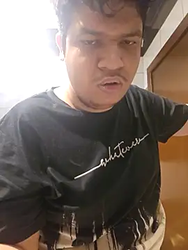 Snapshot of jedoo1213 chatting on 09-27-25, 07:09 jedoo1213 online show from 09-27-25, 07:09