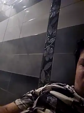 Snapshot of jedoo1213 chatting on 10-28-25, 07:13 jedoo1213 online show from 10-28-25, 07:13