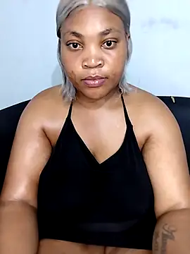 BeverlyQueen14 online show from 01-07-26, 12:32