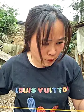 ALIENHR38 online show from 04-16-26, 01:39