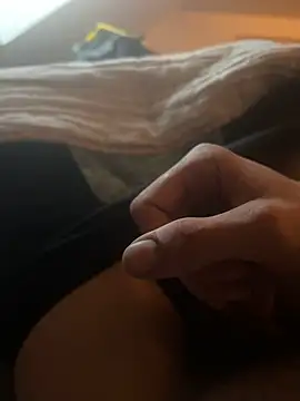 eltet12 online show from 09-27-25, 04:35