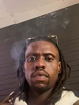 Snapshot of Wuu2now chatting on 02-15-26, 02:27 Wuu2now online show from 02-15-26, 02:27