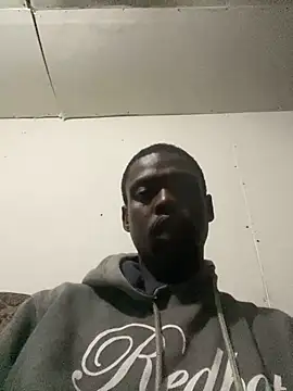 Wuu2now online show from 06-17-26, 04:39