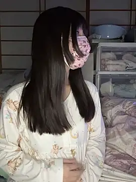 Snapshot of xx_Ojou_xx chatting on 11-20-25, 04:51 xx Ojou xx online show from 11-20-25, 04:51