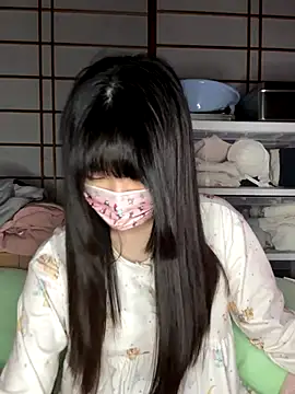 Snapshot of xx_Ojou_xx chatting on 11-26-25, 04:18 xx Ojou xx online show from 11-26-25, 04:18