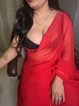 Snapshot of mansi201 chatting on 06-04-26, 02:33 mansi201 online show from 06-04-26, 02:33