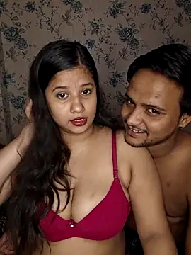 Snapshot of priyaverma00 chatting on 05-12-26, 08:15 priyaverma00 online show from 05-12-26, 08:15