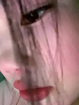 xixi 28 online show from 10-19-25, 12:35