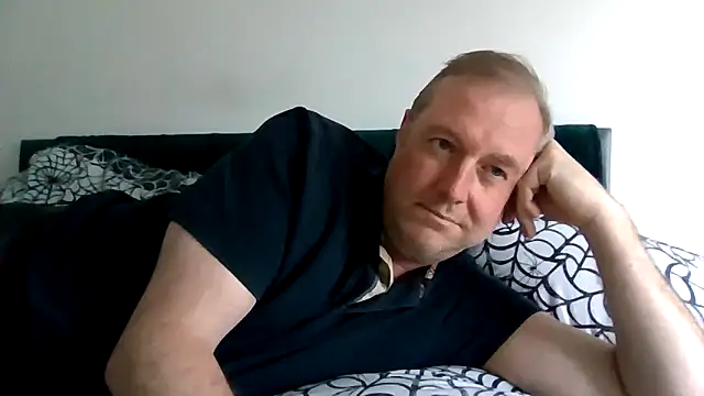 Snapshot of JayPal722 chatting on 06-11-26, 04:59 JayPal722 online show from 06-11-26, 04:59