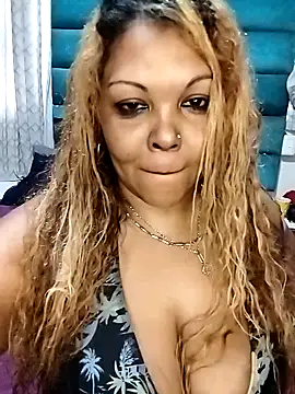 Snapshot of hemilynthomas2467 chatting on 10-19-25, 09:45 hemilynthomas2467 online show from 10-19-25, 09:45