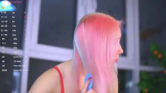 JuliannaWenger online show from 11-25-25, 04:07