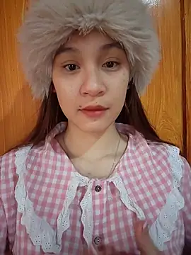 ChiecumBae online show from 12-19-25, 01:53