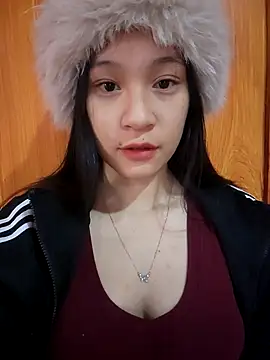 ChiecumBae online show from 12-03-25, 01:50